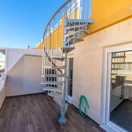 Vivienda Moderna En El Centro De Torrevieja