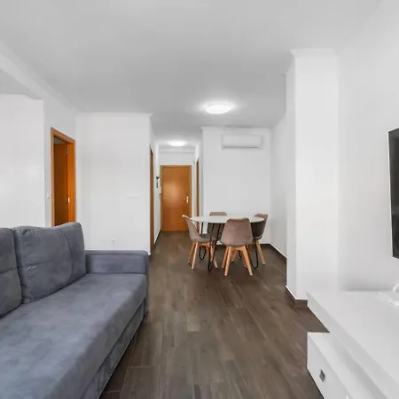 Vivienda Moderna En El Centro De 公寓 *